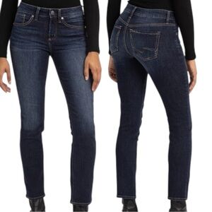 Silver Jeans Suki Straight W26 Mid Rise Curvy Fit
